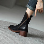 Botas ankle femininas de couro liso com salto bloco e zipper lateral