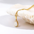 Colar pingente opala natural 18K em forma de gota, ouro minimalista elegante