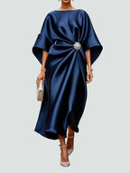 Vestido longo mulher decote canoa maxi com franzidos e mangas midi