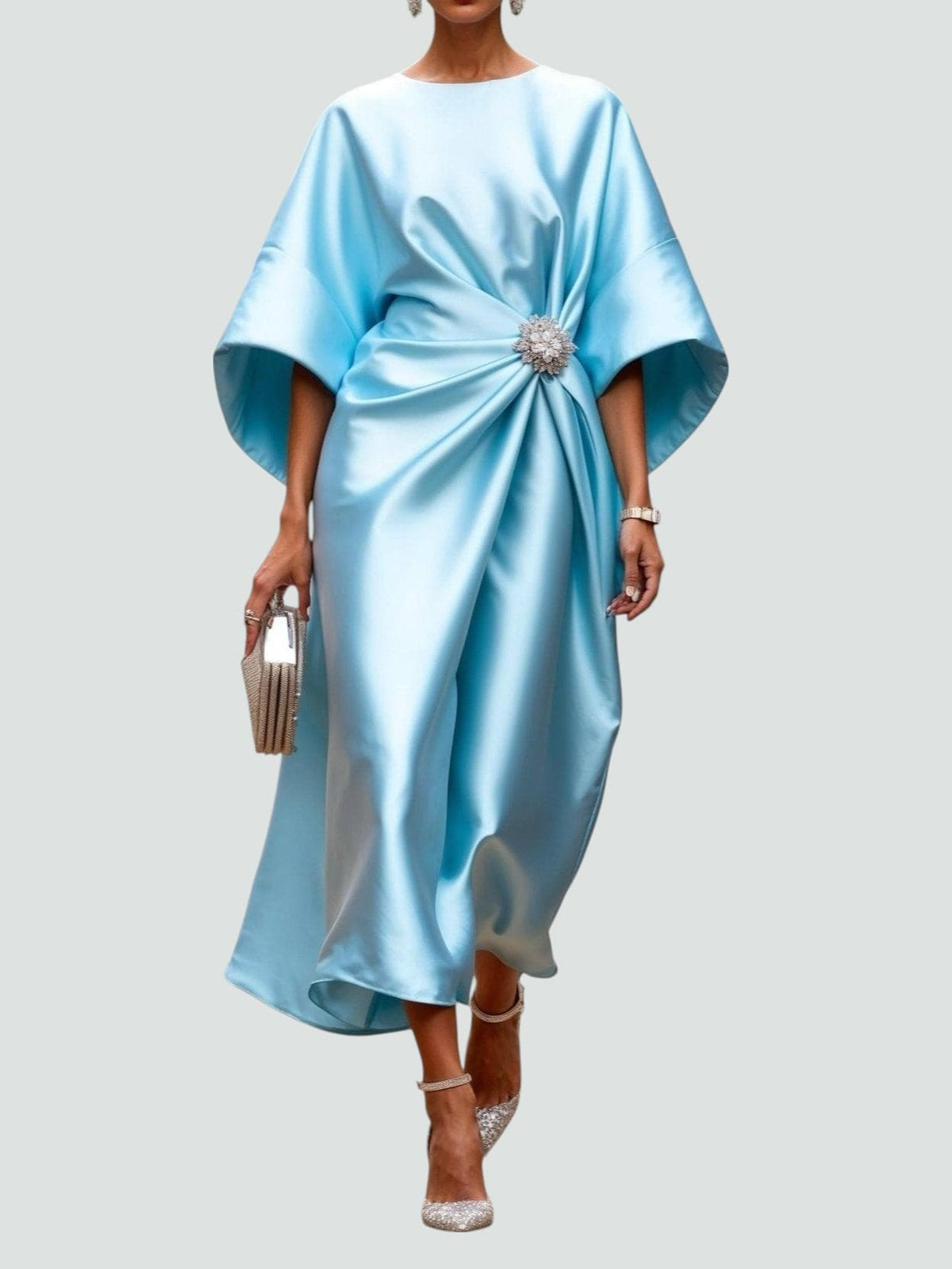 Vestido longo mulher decote canoa maxi com franzidos e mangas midi
