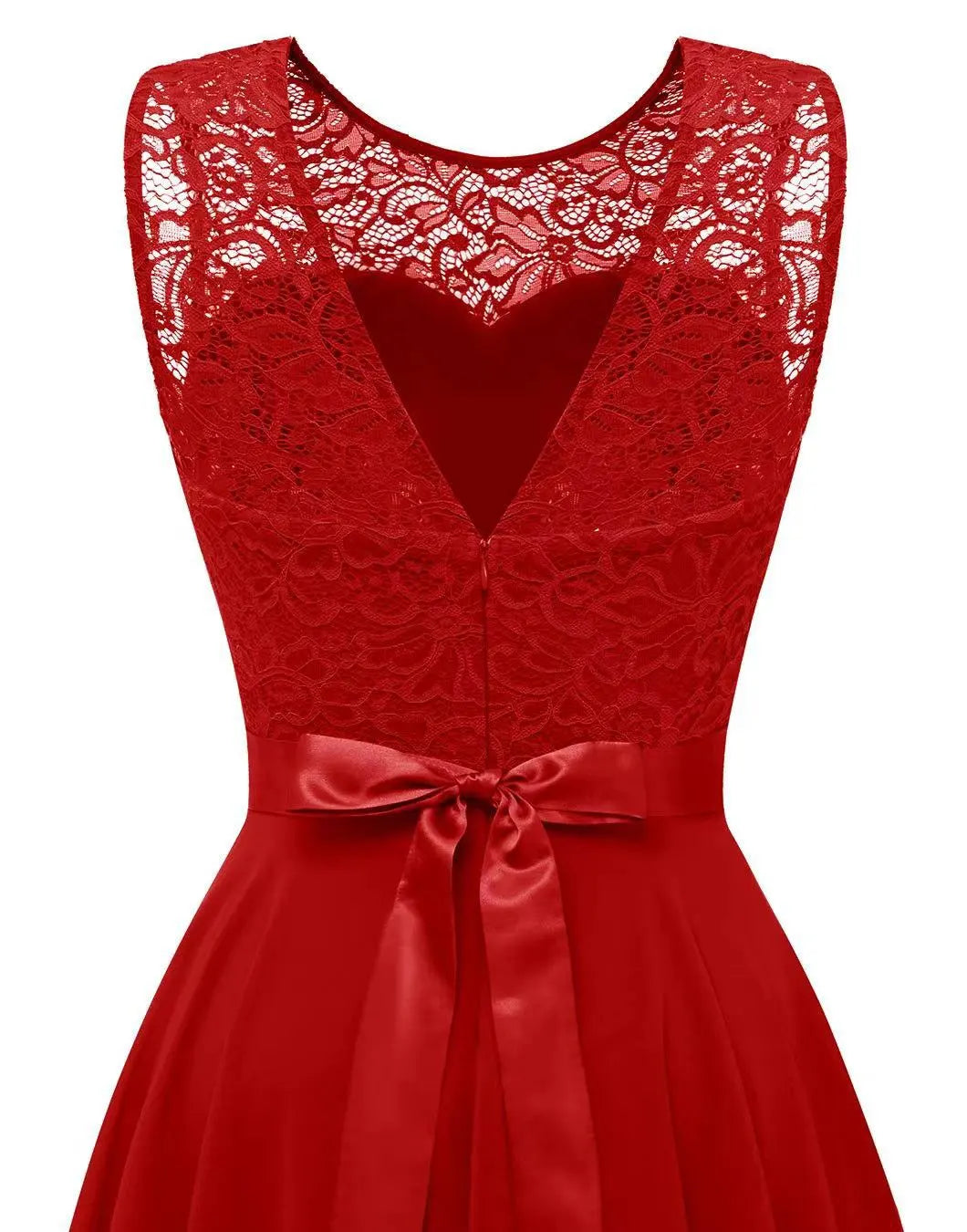 Vestido feminino sem mangas versátil em tecido fluido e suave