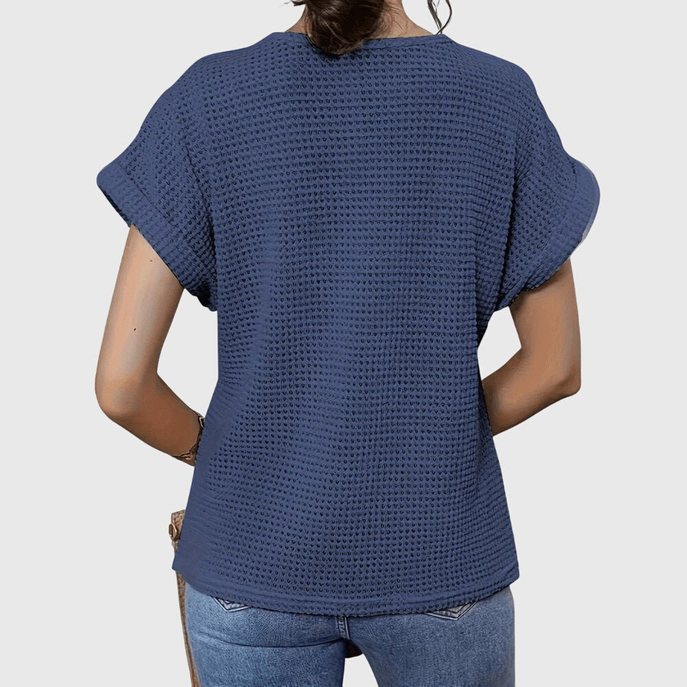 Blusa feminina malha rendada decote redondo mangas curtas