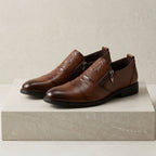Sapatos social masculino couro com zíper lateral e detalhe em relevo