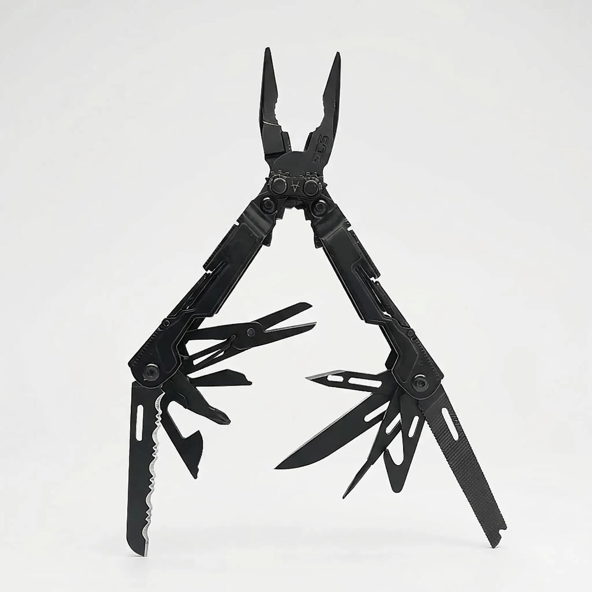 Multitool dobrável 18 em 1 com alicate de bico longo, compacto e tático para camping