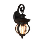 Lanterna de parede exterior LED com braço curvo e globo de vidro semeado, acabamento preto mate
