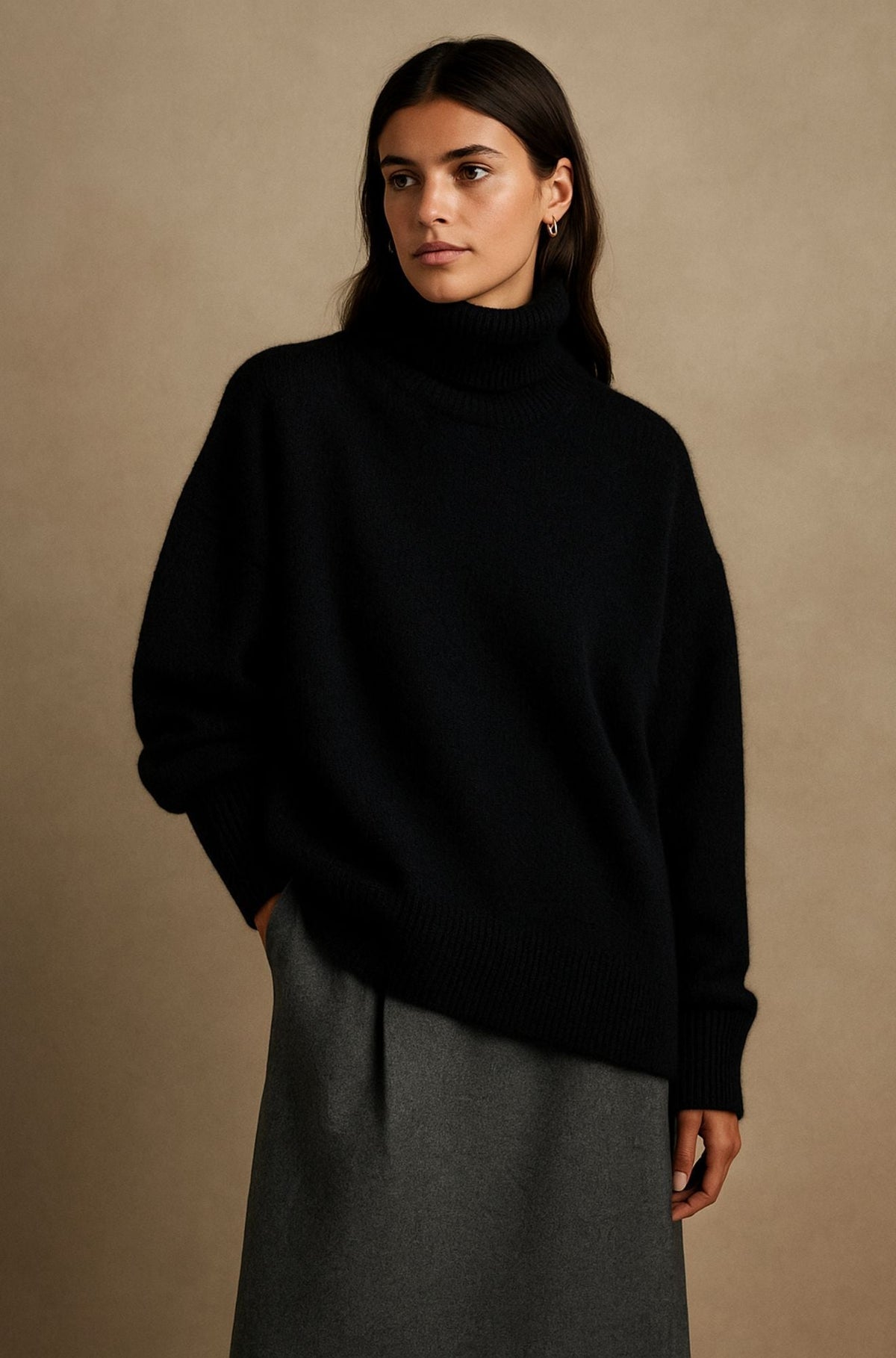Camisola de malha leve para mulher com corte moderno e suave