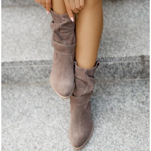 Botins slouch femininos com punho dobrável e salto bloco baixo