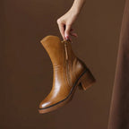Botas ankle femininas de couro liso com salto bloco e zipper lateral