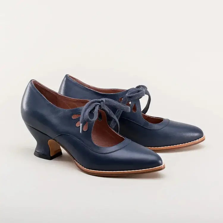 Sapatos Mary Jane femininos salto bloco baixo bico redondo com atacadores e recortes no vamp