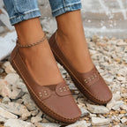 Mulheres loafers slip on perfurados confortáveis em cores neutras
