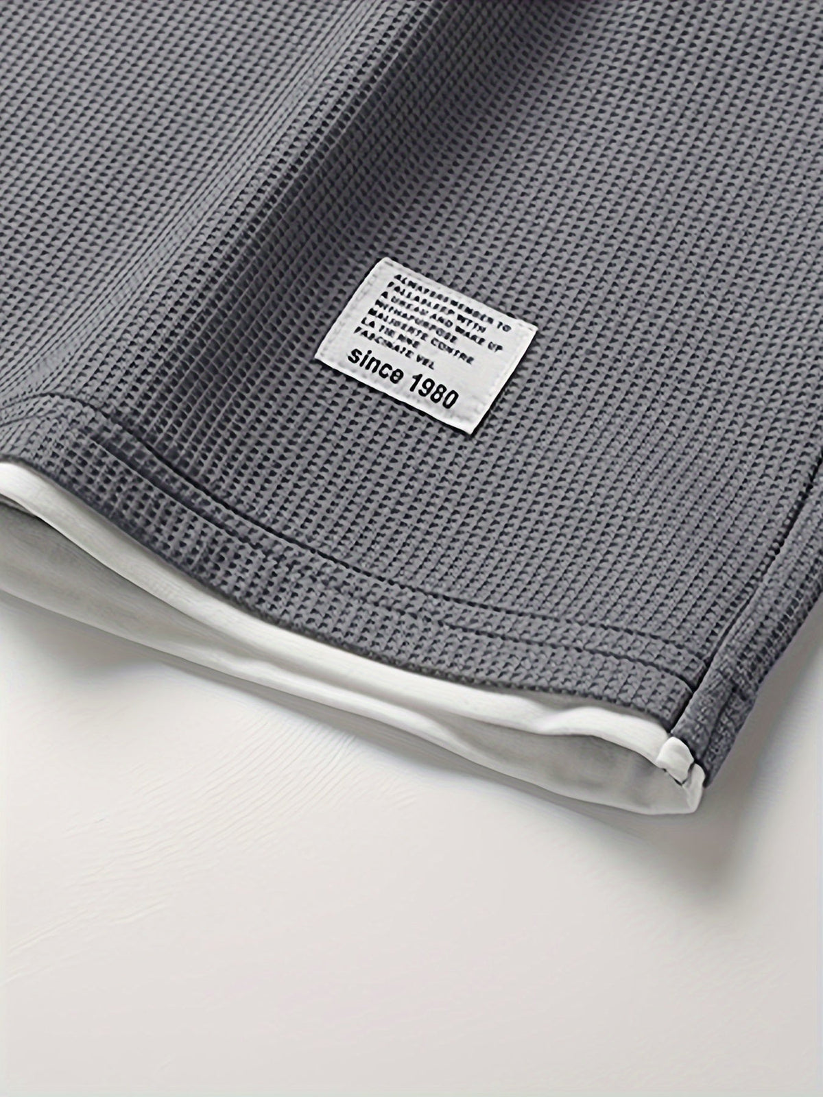 Conjunto masculino de duas peças em tecido waffle, fit relaxado e respirável