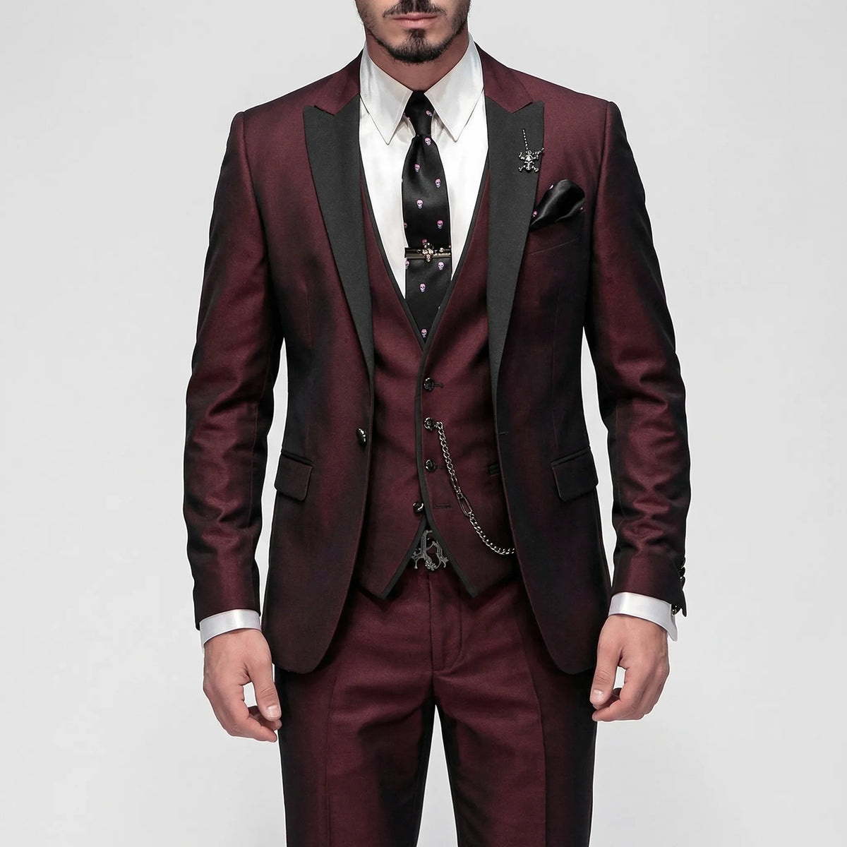 Fato slim fit formal masculino 3 peças com lapelas contrastantes a preto, elegante e moderno