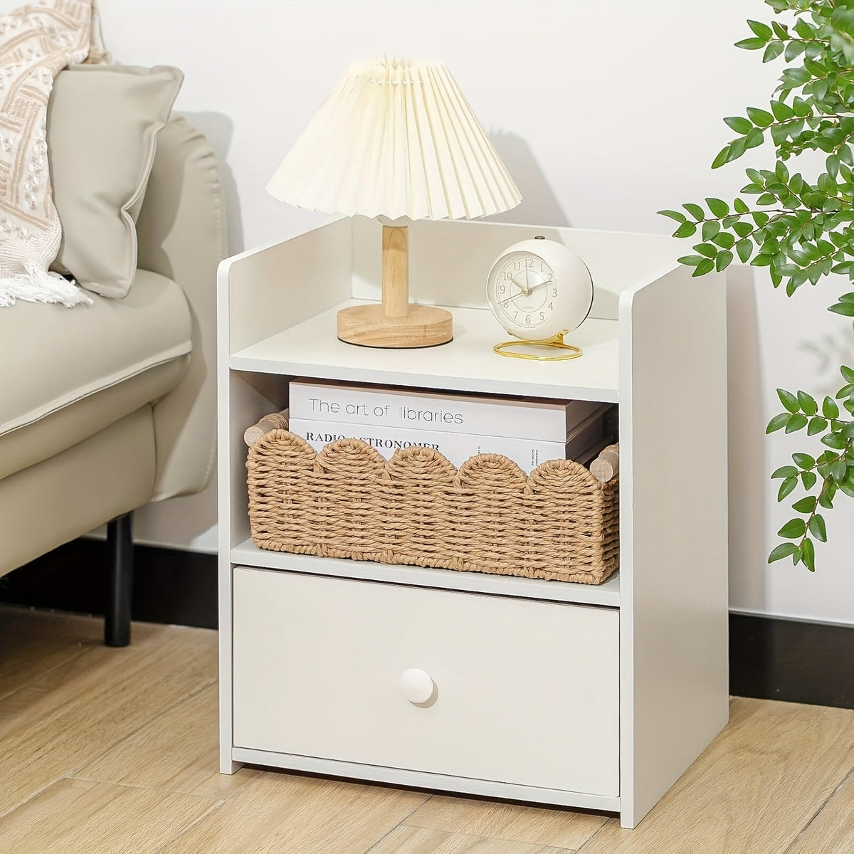 Cesto de arrumação boho em fibra natural trançada, retangular com bordo decorativo em leque