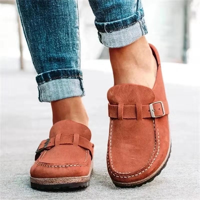 Mules ortopédicas femininas de camurça com sola plataforma e fivela ajustável
