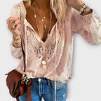 Blusa feminina bordada decote V mangas longas amplas com laços decorativos