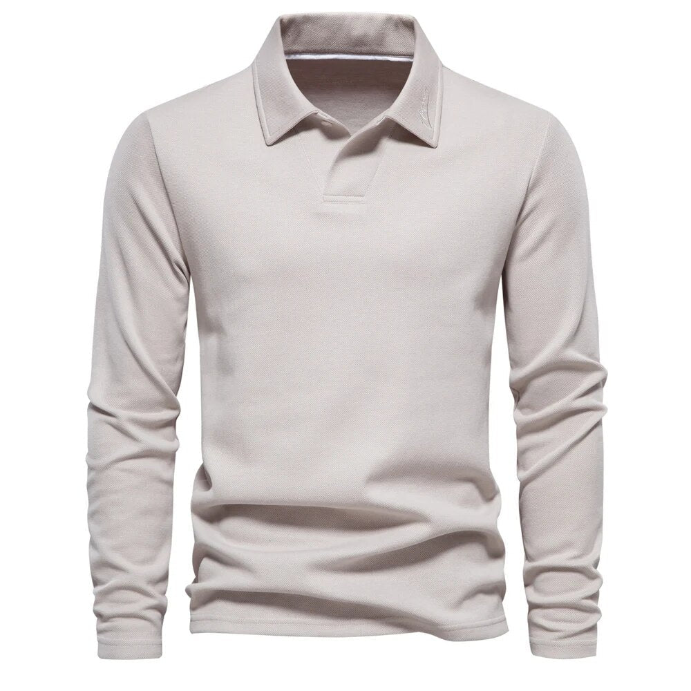 Polo homem confortável disponível em azul bege verde e cinzento escuro