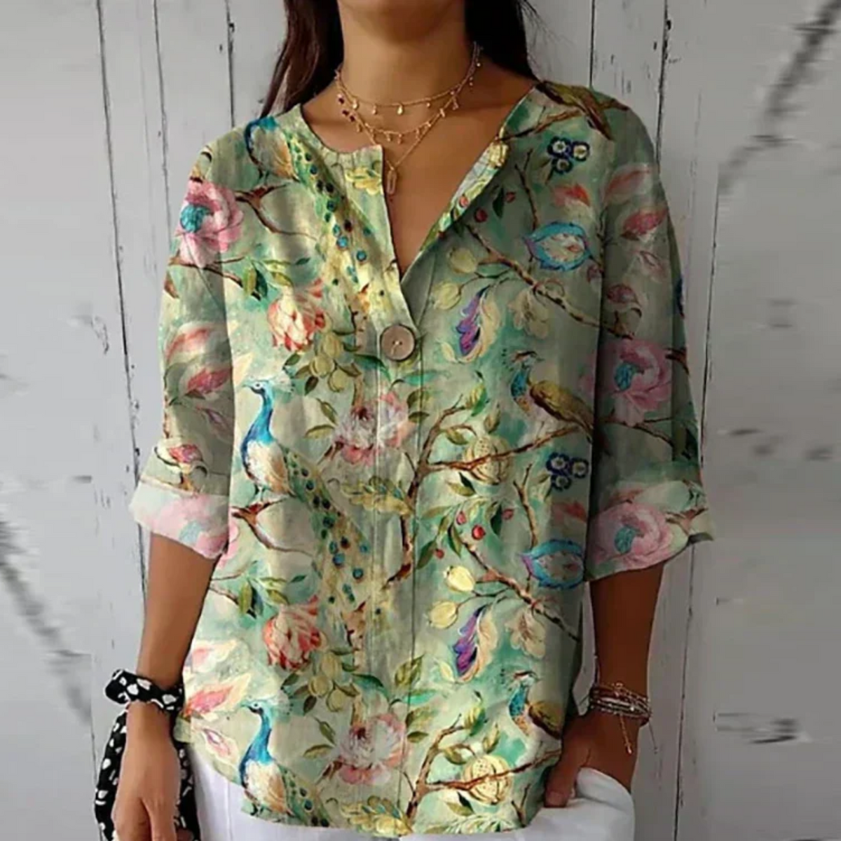 Blusa feminina casual versátil tecido suave fluído