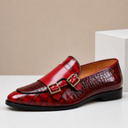 Mocassim homem couro double monk strap com relevo de crocodilo e bico amendoado