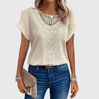 Blusa feminina malha rendada decote redondo mangas curtas