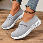 Sapatos ortopédicos slip-on acolchoados com suporte no médio-pé e sola antiderrapante