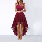 Vestido feminino sem mangas versátil em tecido fluido e suave