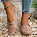 Mulheres loafers slip on perfurados confortáveis em cores neutras