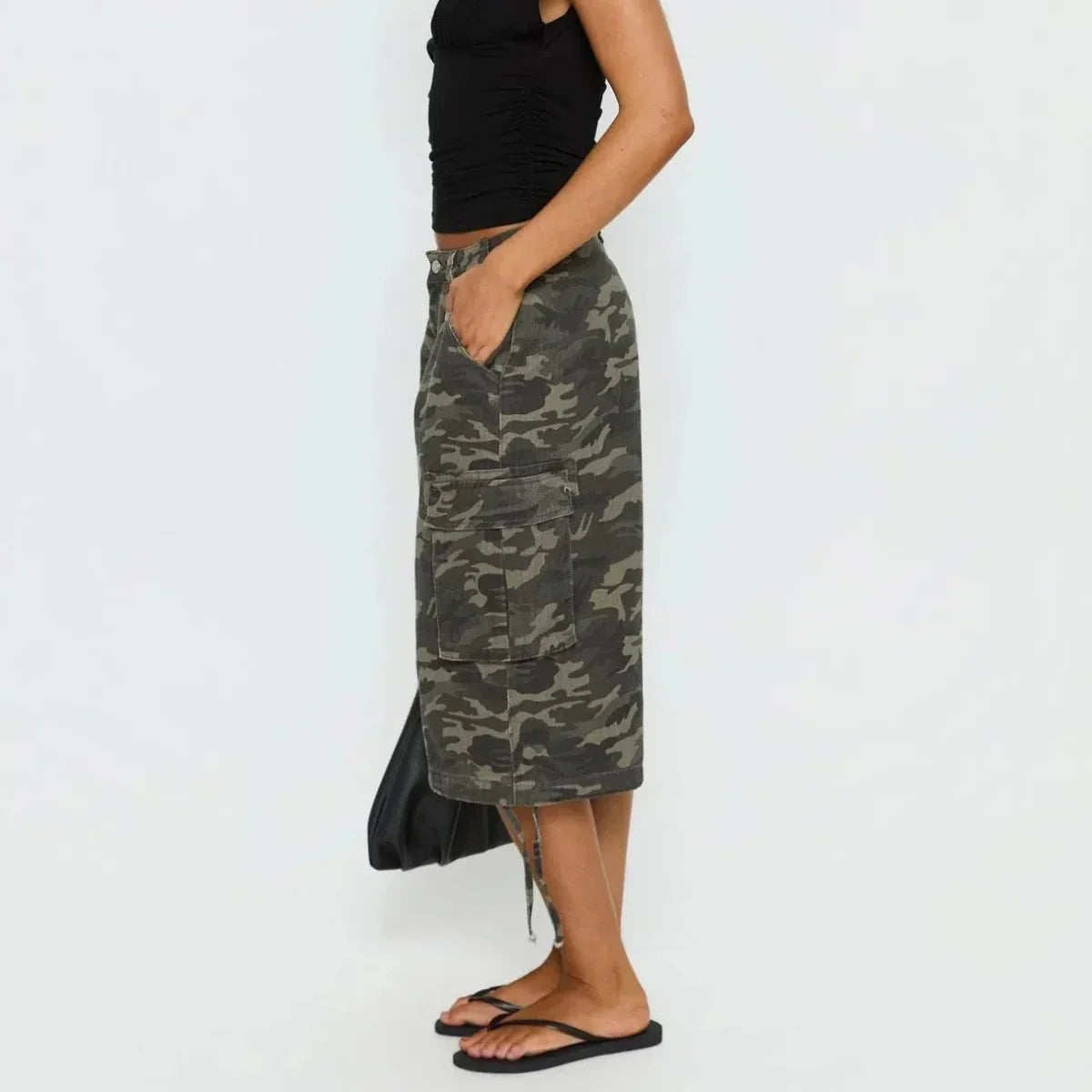 Calções cargo femininos camuflados longline corte largo wide-leg