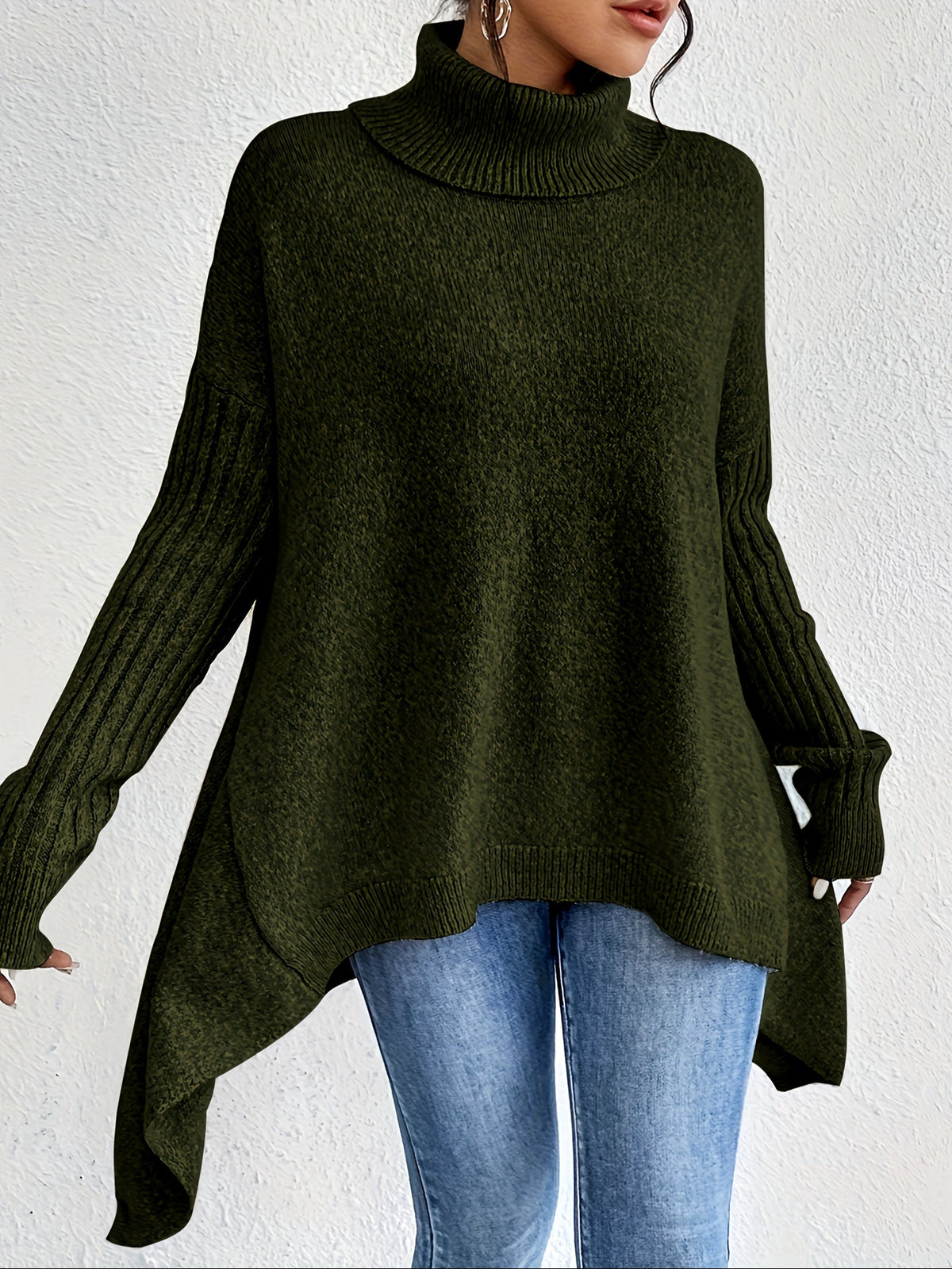 Camisola tricot mulher gola alta com drapeado assimétrico em malha macia