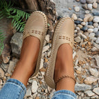 Mulheres loafers slip on perfurados confortáveis em cores neutras