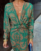 Vestido feminino maxi boho com estampa e decote V nó frontal