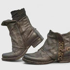 Botins de tornozelo com fivela estilo vintage e textura envelhecida