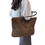 Mala tote tecida espaçosa e leve em design natural sustentável