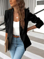 Blazer feminino casual estruturado silhueta talhada disponível em várias cores