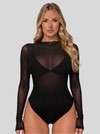 Body feminino em rede transparente com gola alta e manga longa, efeito second-skin nude