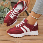 Sapatilhas retro femininas estilo camurça perfil baixo