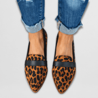 Mocassins slip-on femininos clássicos com bico arredondado e salto baixo