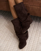Botas cano alto femininas slouchy com salto oculto e bico redondo