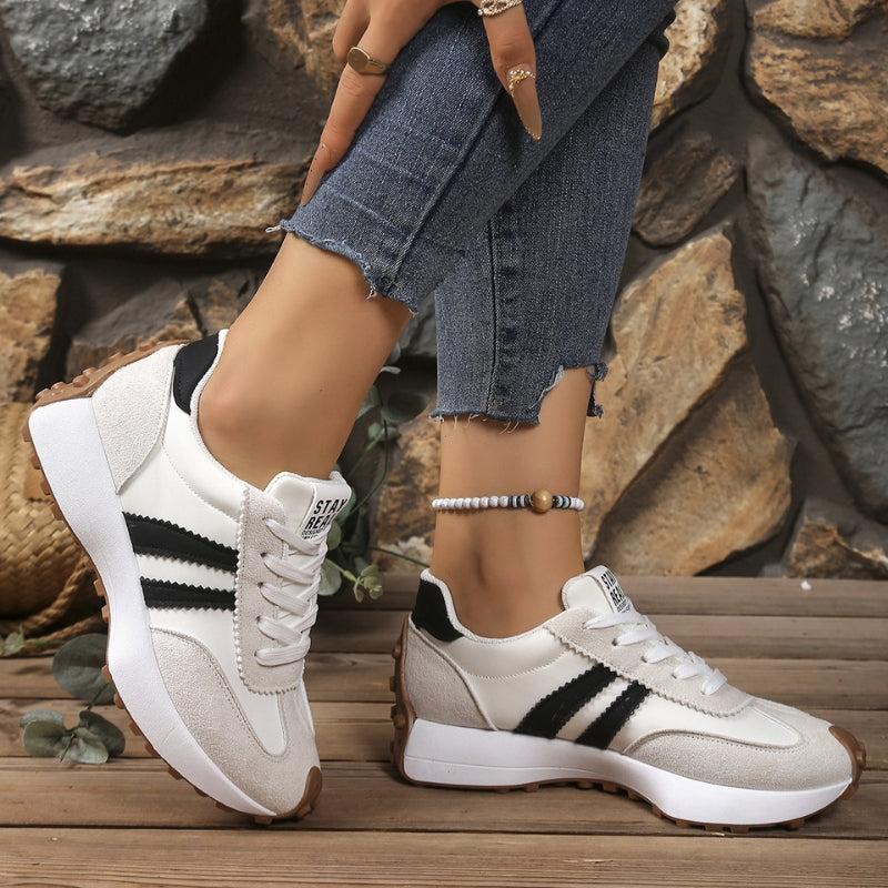 Sapatilhas retro femininas estilo camurça perfil baixo