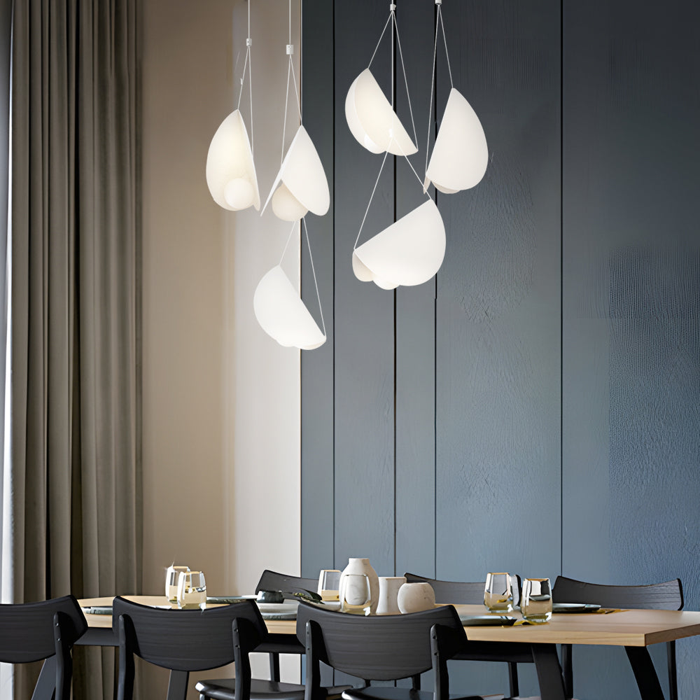 Candeeiro suspenso minimalista branco fosco em metal, design meia-lua, 1/3/6 luzes LED moderno