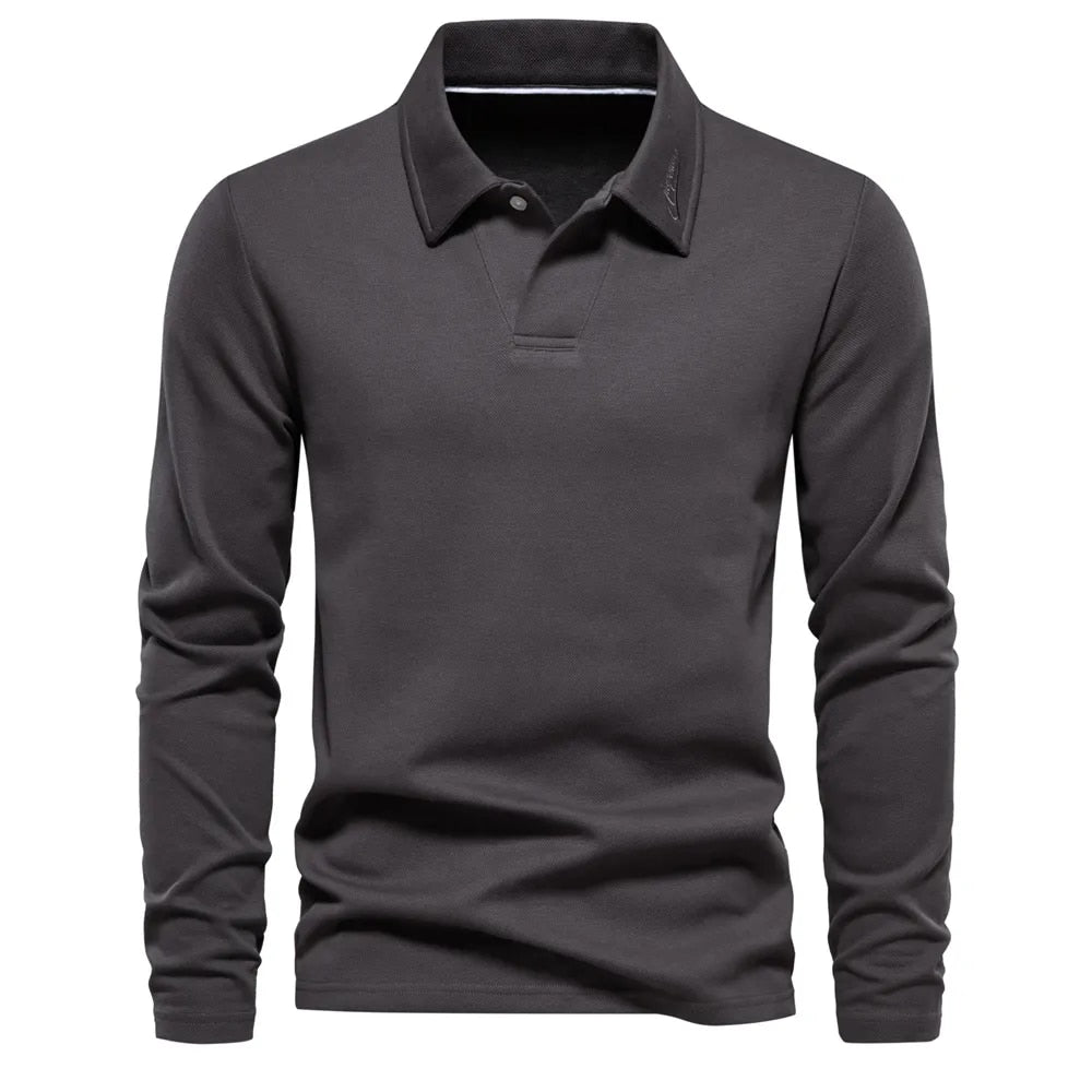 Polo homem confortável disponível em azul bege verde e cinzento escuro