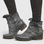 Botins de tornozelo com fivela estilo vintage e textura envelhecida