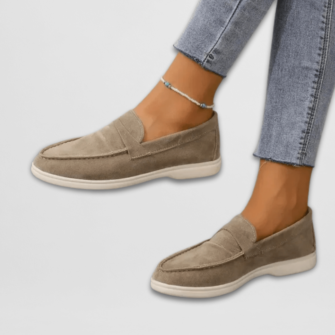 Mocassins femininos clássicos slip-on vista lateral confortável
