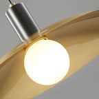 Candeeiro suspenso de latão mid-century com abajur de vidro leitoso, 1 luz E27