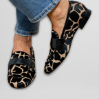 Mocassins femininos estampa animal print sola flexível modelagem padrão