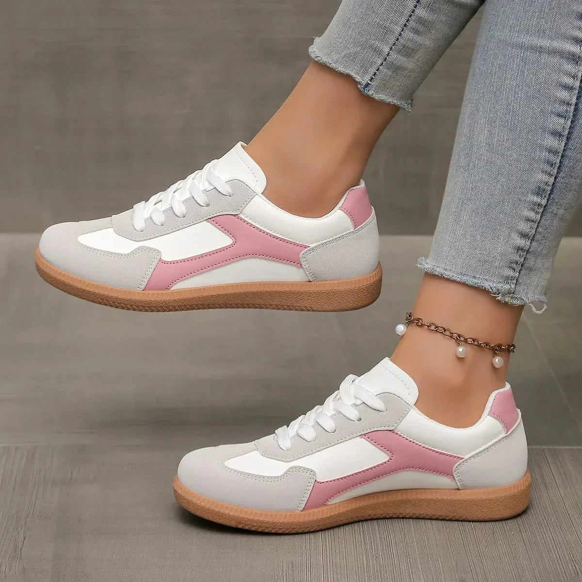 Sapatilhas couro clássicas sola gum perfil baixo estilo retro