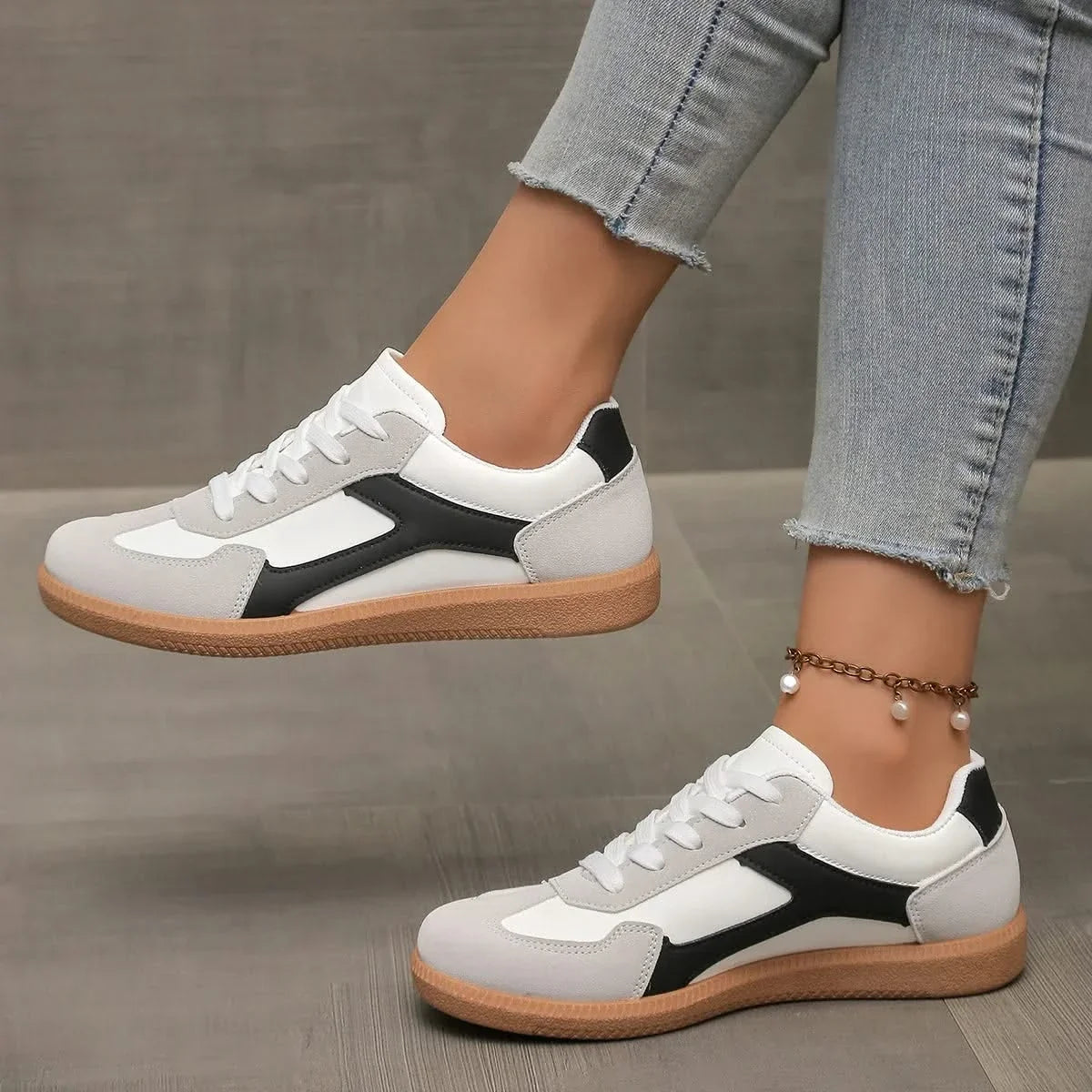 Sapatilhas couro clássicas sola gum perfil baixo estilo retro