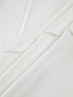 Camisola canelada slim fit mulher com detalhes de costuras valorizadores