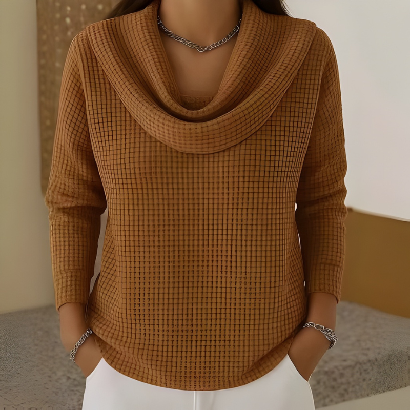 Camisola feminina waffle com gola cascata elegante