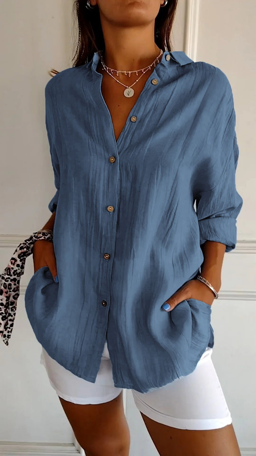 Camisa feminina linho oversized com botões e colarinho clássico