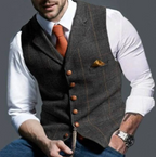 Colete slim fit masculino com gola lapela entalhada e fechamento por botões